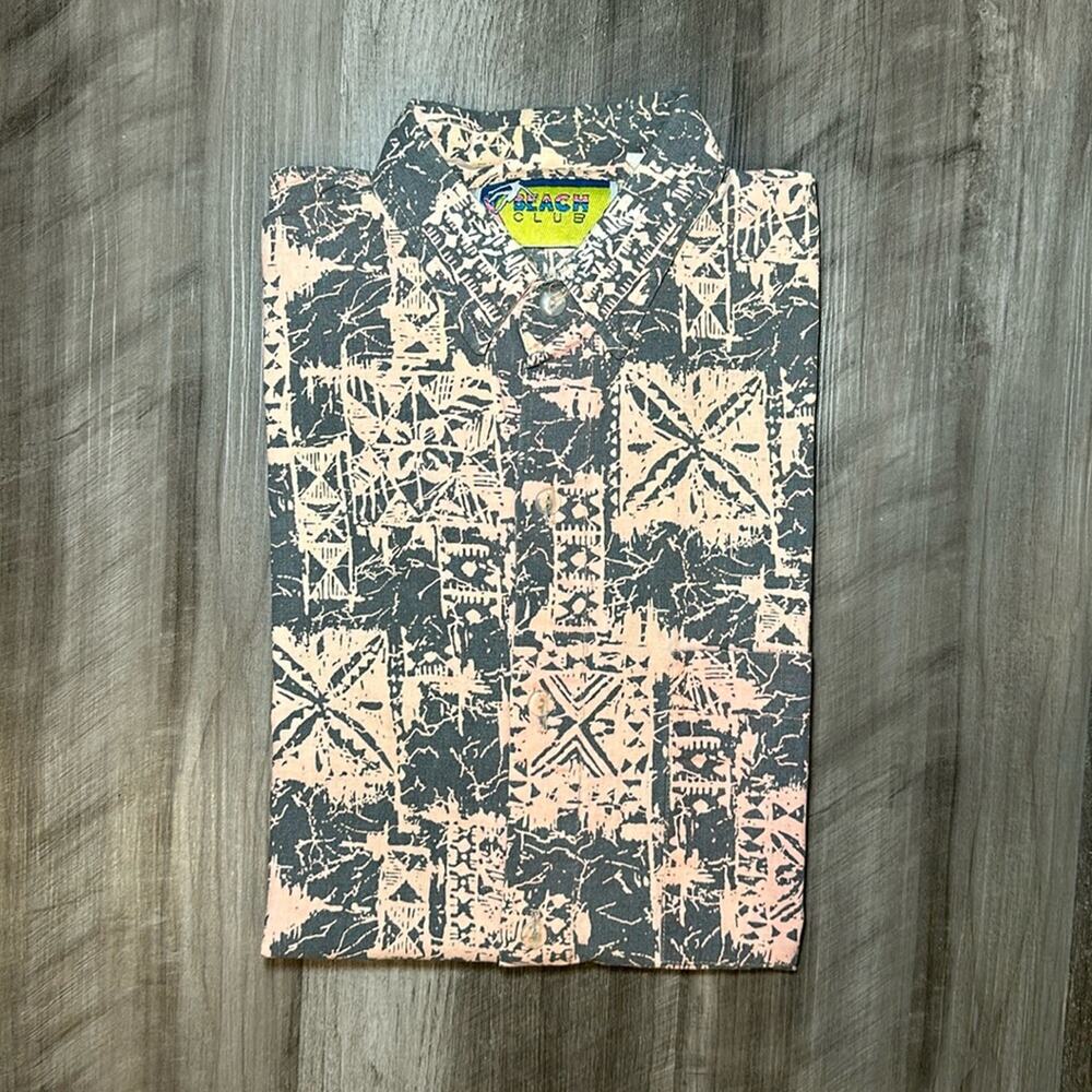 Beach Club Vintage 90s Short Sleeve Button Down - Small